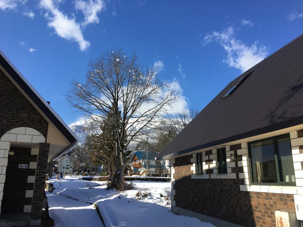 Alpine Chalets Хакуба Екстер'єр фото
